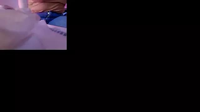 emma_madi from StripChat