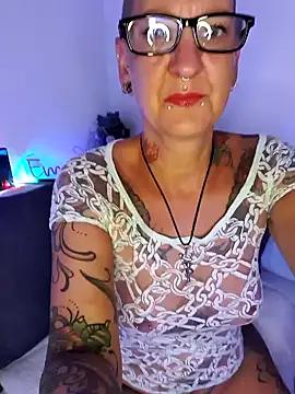 Emma_Milf25 from StripChat