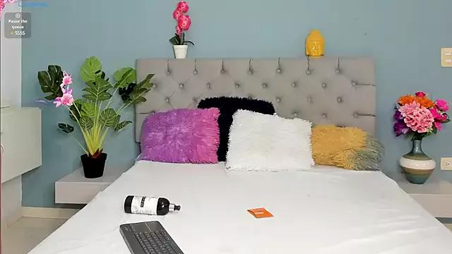 Emma_Onne from StripChat
