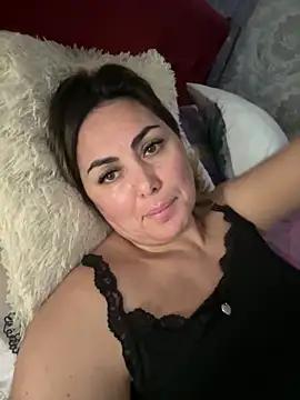 Emma_roqueen from StripChat