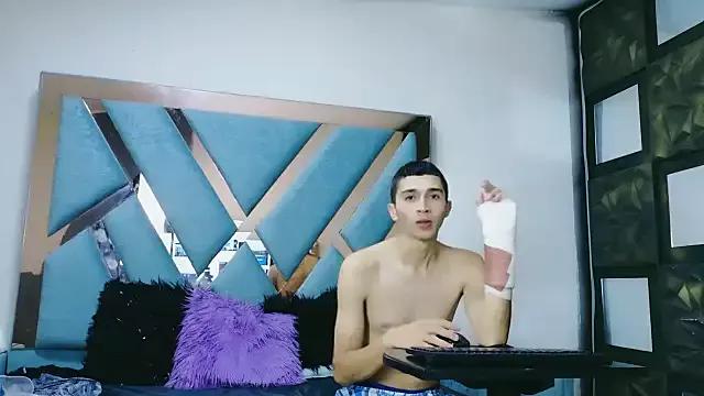 EmmaANDjackk from StripChat