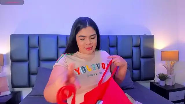 EmmaBecket2 from StripChat