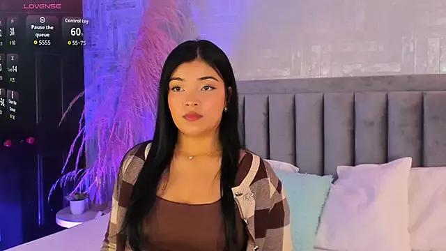 EmmaBlossom from StripChat is Freechat