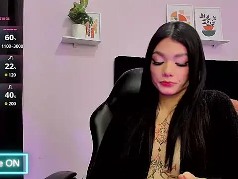 emmabridgerton from StripChat