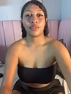 Emmacooperss from StripChat is Freechat