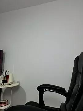 EmmaDarkx from StripChat