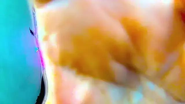 EmmaEllison from StripChat