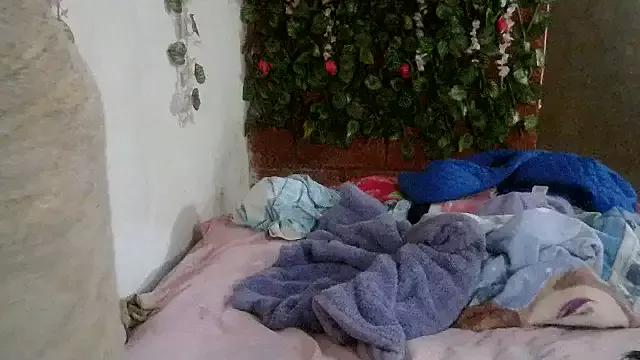 emmafox_ls from StripChat is Freechat