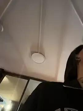 emmaherby from StripChat is Freechat