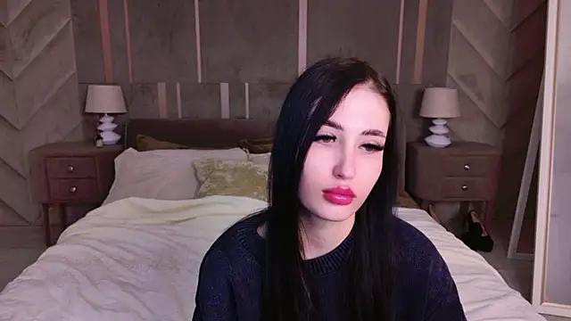 EmmaLawrens from StripChat