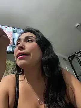 emmamilk6 from StripChat is Freechat