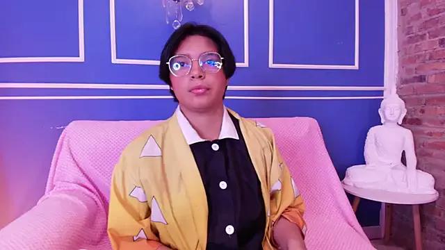 Emmapark_ from StripChat is Freechat