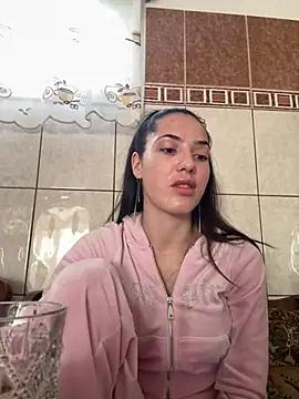 Emmapmg from StripChat