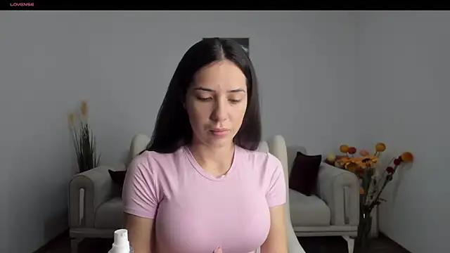 Emmapmg from StripChat