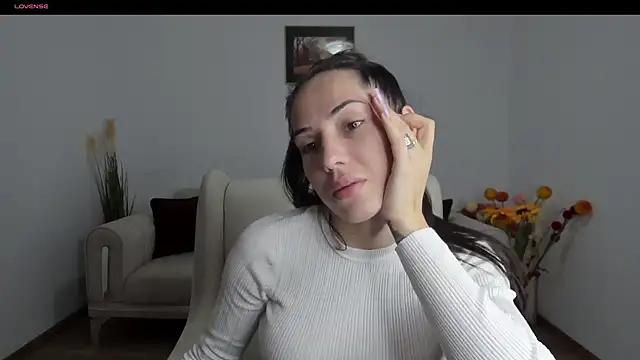 Emmapmg from StripChat