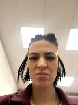 EmmaStarkk from StripChat is Freechat