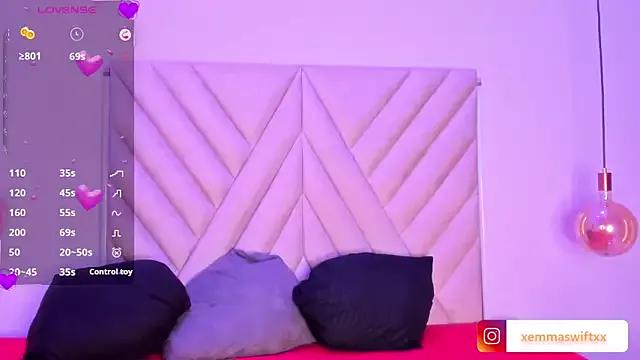 Discover our girls online shows and discover the company of countless livestreamers, with stunning shapes, sex toys and more.