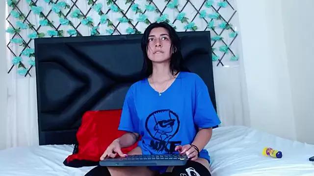 EmmaWilliamss from StripChat