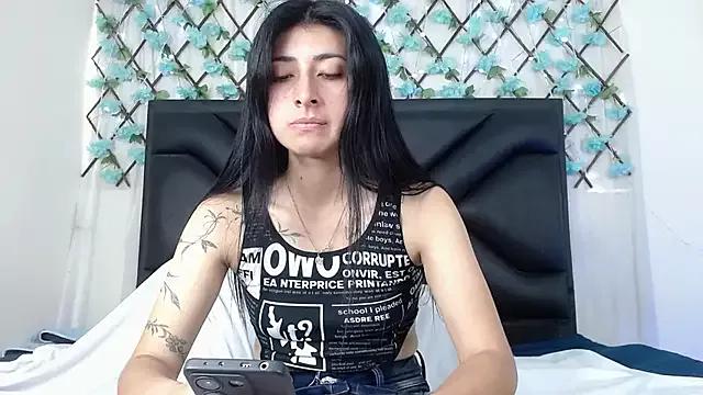 EmmaWilliamss from StripChat