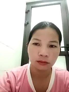 EmMay123 from StripChat