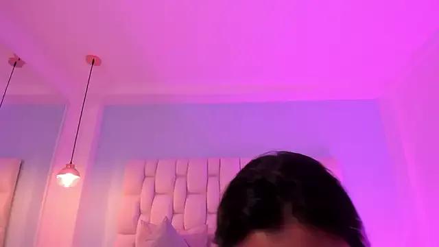 emmma_smith from StripChat