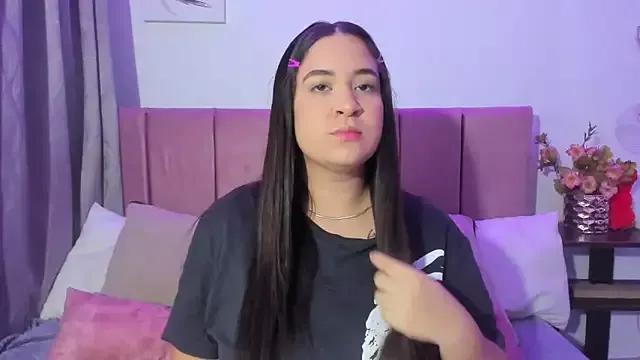 EmmyGray from StripChat