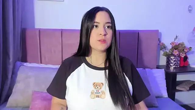 EmmyGray from StripChat is Freechat