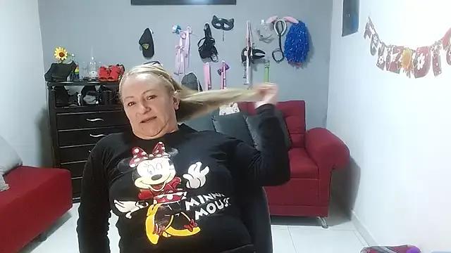 emperabigbootybigass from StripChat