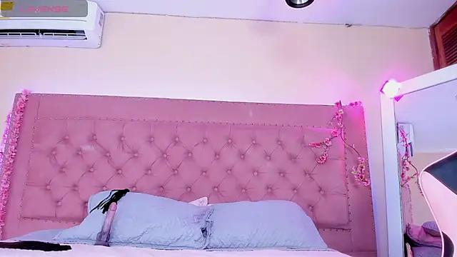 ened_nessa from StripChat