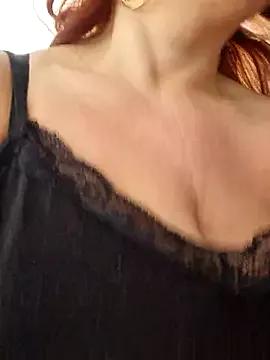 Engel_mia from StripChat