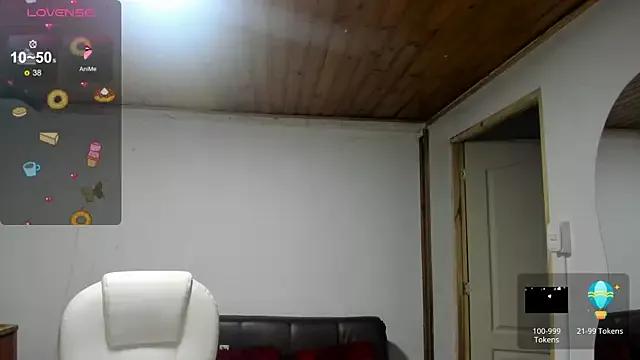 Enma__clark from StripChat is Freechat