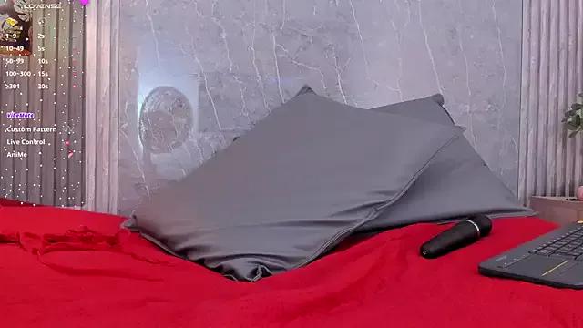 Enny_07 from StripChat