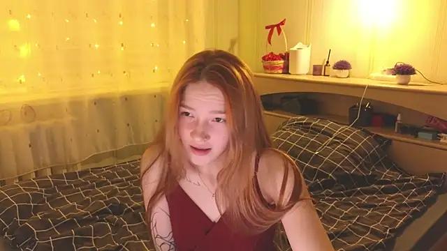 Discover our girls online shows and discover the company of countless livestreamers, with stunning shapes, sex toys and more.