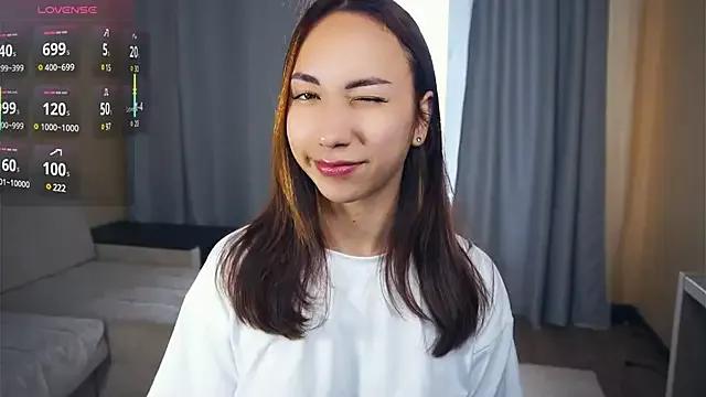 ErleneEggett from StripChat