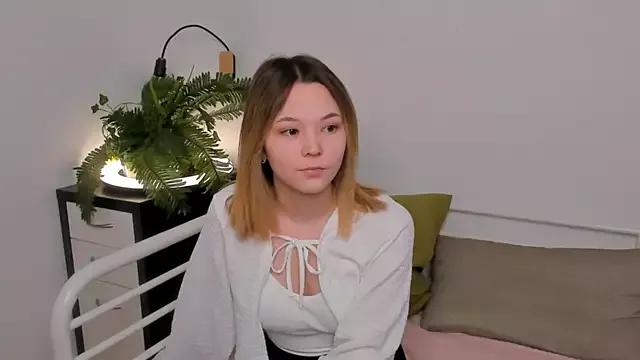 ErleneFoss from StripChat
