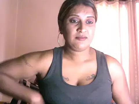 eroticbeauty37 from StripChat is Freechat