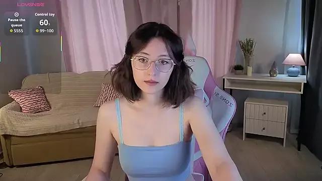 EsmaWonka from StripChat is Freechat