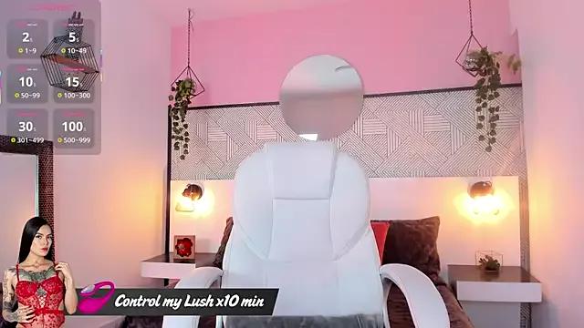 Discover our girls online shows and discover the company of countless livestreamers, with stunning shapes, sex toys and more.