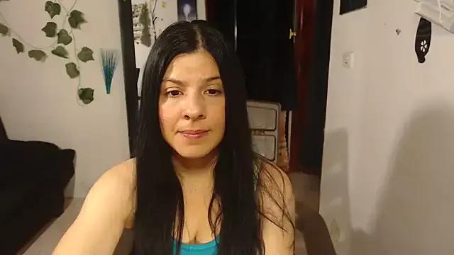 Estefani_32 from StripChat is Freechat
