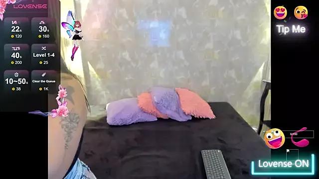estephany_queen from StripChat