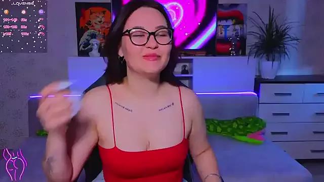 EsterLogan from StripChat
