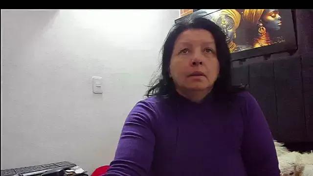 Evaaross_2345 from StripChat