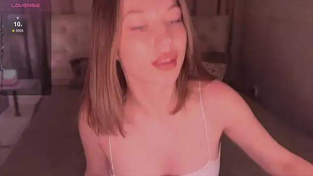 EvaAtom from StripChat