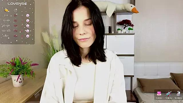 EvaMoGreen from StripChat is Freechat