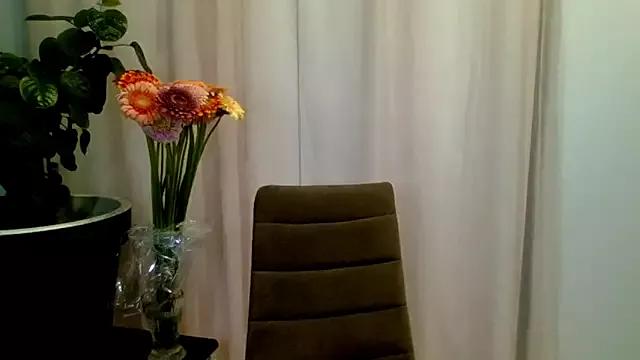 EveAmore from StripChat