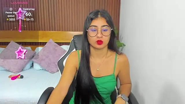 evelin_leroy from StripChat