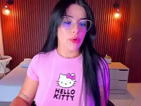 evelin_lopezz from StripChat