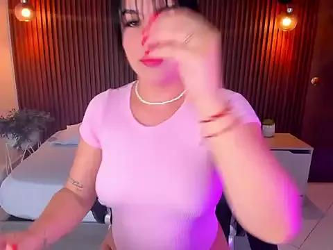 evelin_lopezz from StripChat