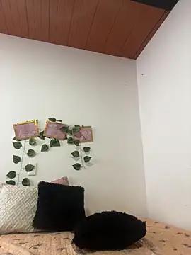 Evelin_miller97 from StripChat