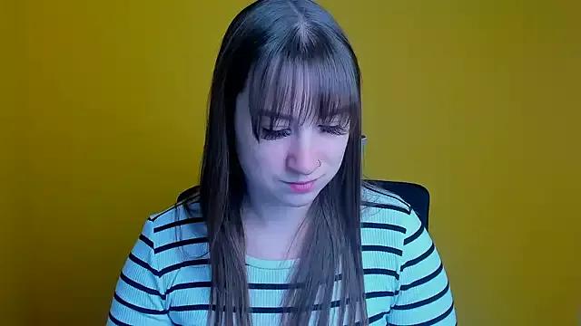 Evelina_GG from StripChat
